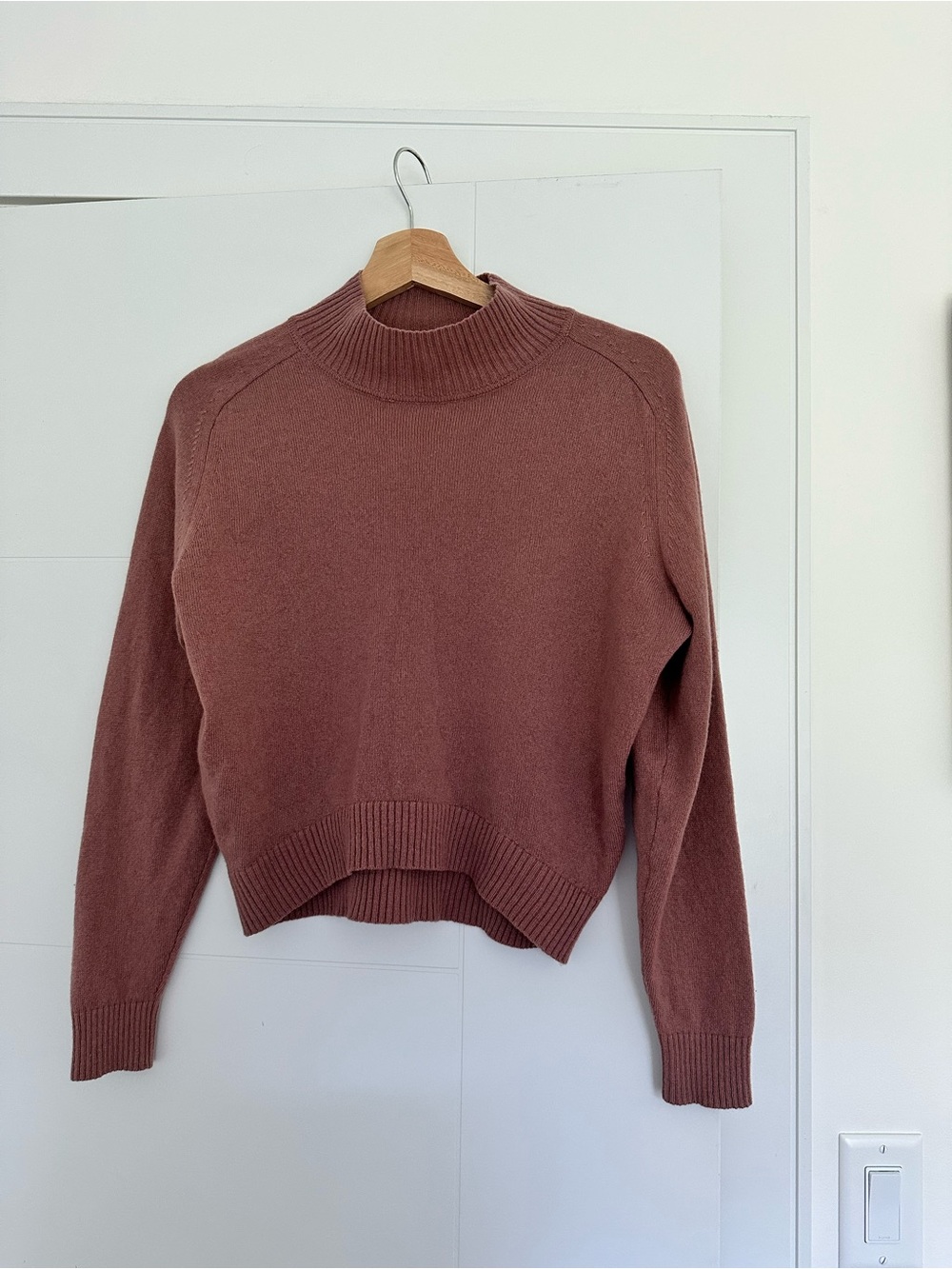 Aritzia Babaton Wool/Cashmere Sweater in Dusty Mauve